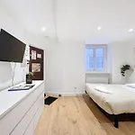 Studio coeur centre ville N1
